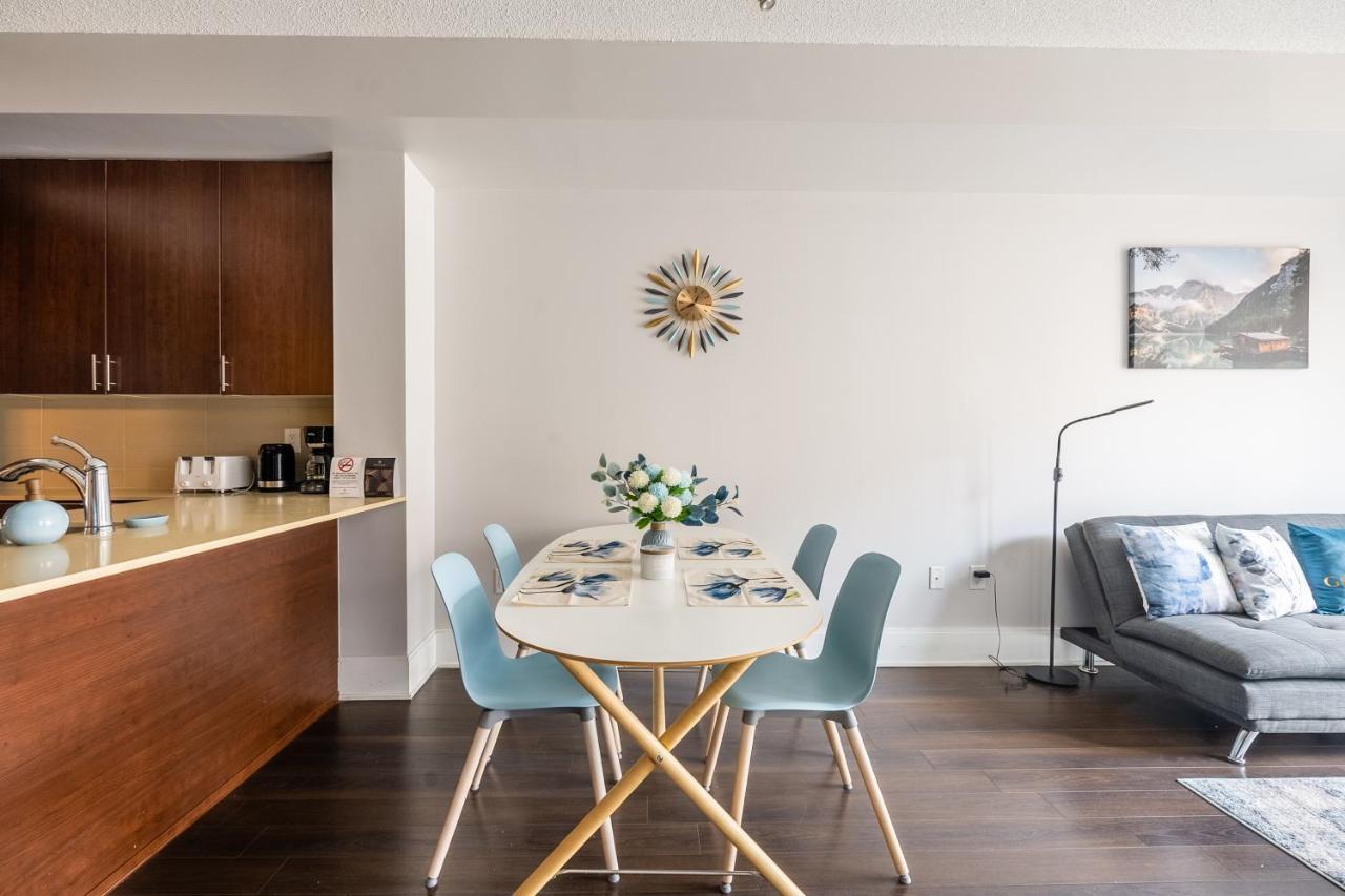 Beautiful Condos In The Heart Of Downtown By Globalstay Toronto Exterior photo