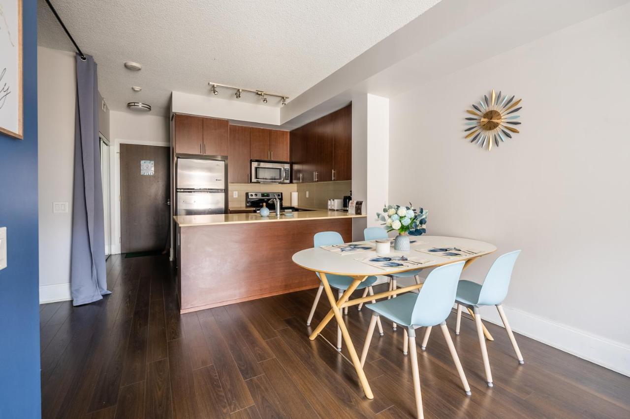 Beautiful Condos In The Heart Of Downtown By Globalstay Toronto Exterior photo