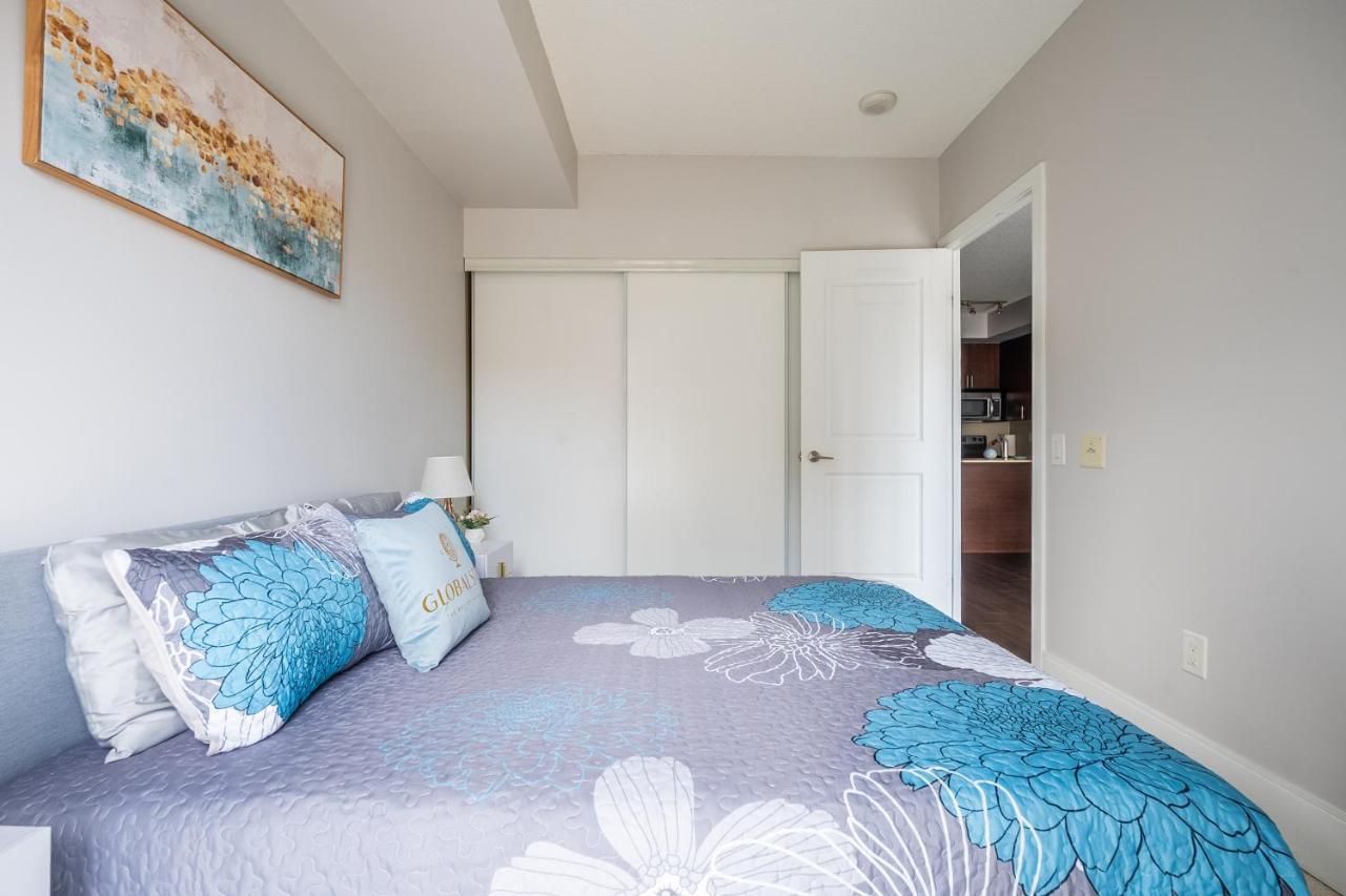 Beautiful Condos In The Heart Of Downtown By Globalstay Toronto Exterior photo